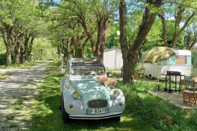 Campsite Tournon sur Rhône | Shaded pitches